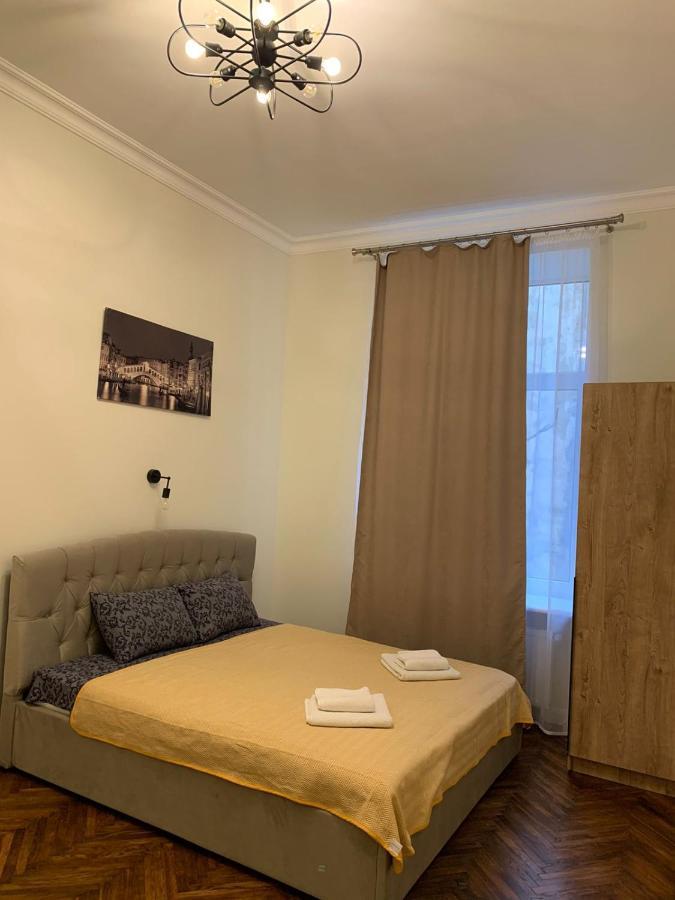 Rabbit House In The Center Apartment Лвив Екстериор снимка